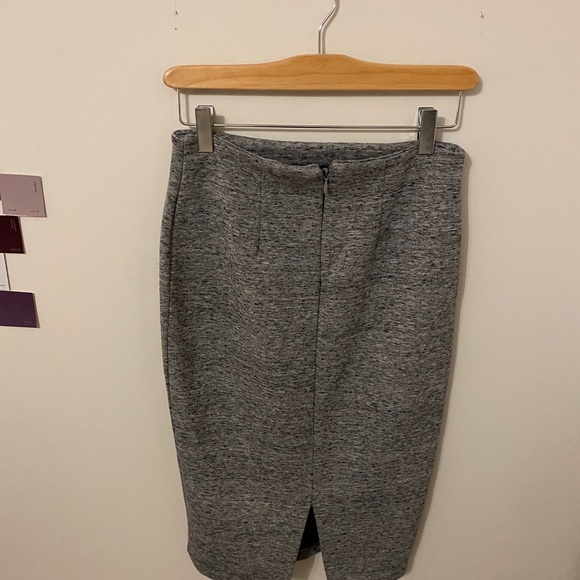 Grey pencil skirt - Picture 1 of 3
